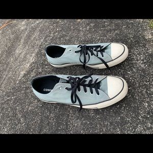 Men’s Converse Low Top